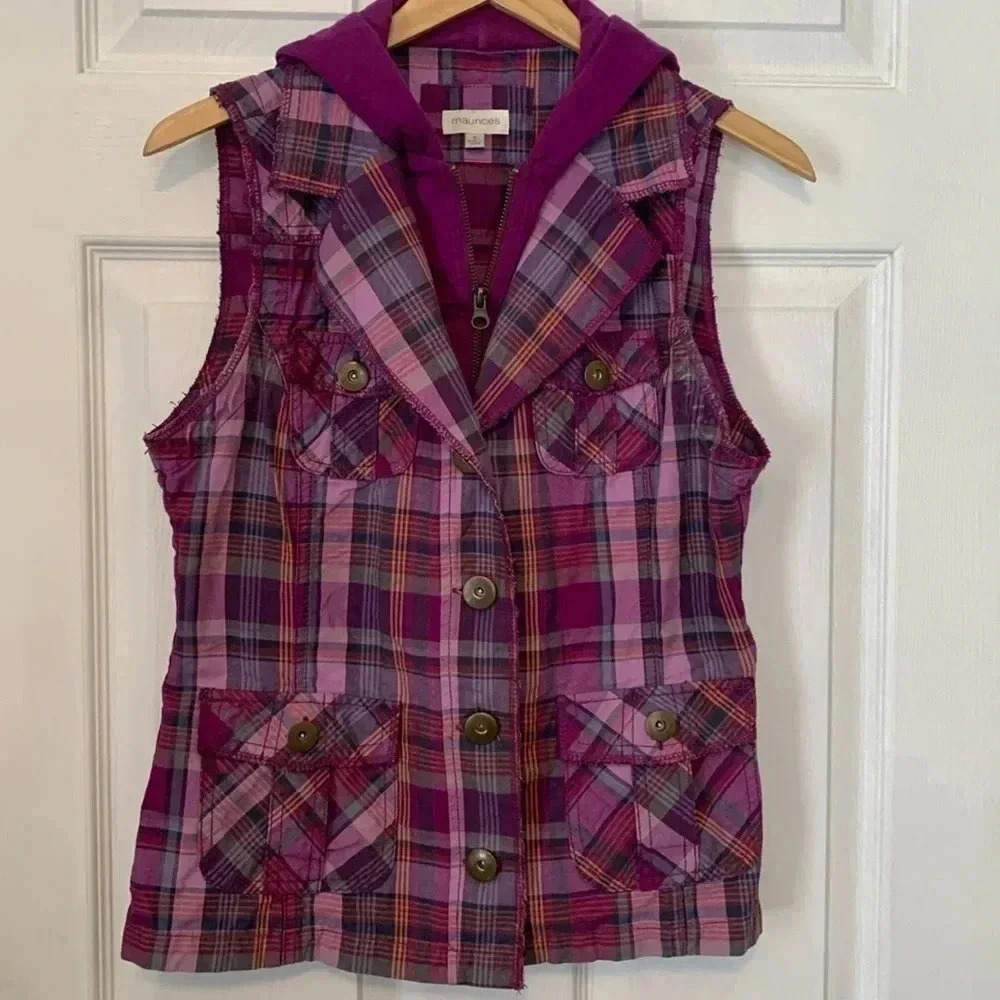 Maurice’s pink/purple plaid vest S